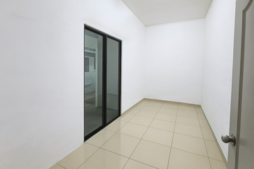 TAMAN BAYU INDERA, LUKUT