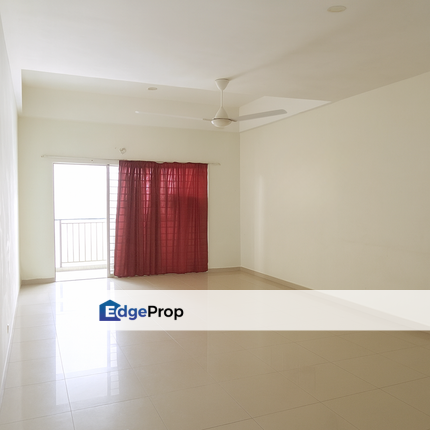 Suriamas Condominium @ Bandar Sunway Non Bumi 4 Room Facing Pool 2 Carpark For Sale, Selangor, Bandar Sunway