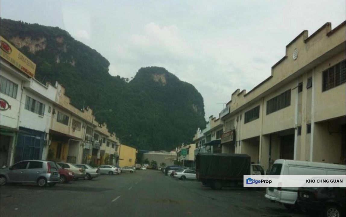 Taman Industri Bolton, Batu Caves, Selangor Freehold Warehouse Near MRR2, DUKE, LDP | Strategic KL Fringe, Selangor, Batu Caves 