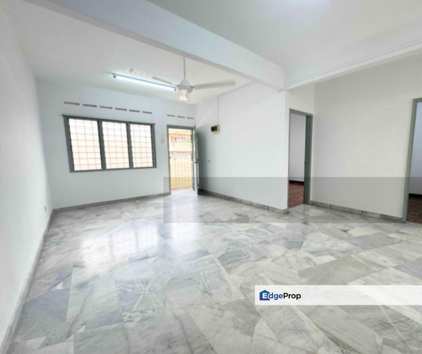 [FREEHOLD] Subang Perdana Good Year Court 2 Apartment Nr MRT USJ 7 For Sale, Selangor, USJ