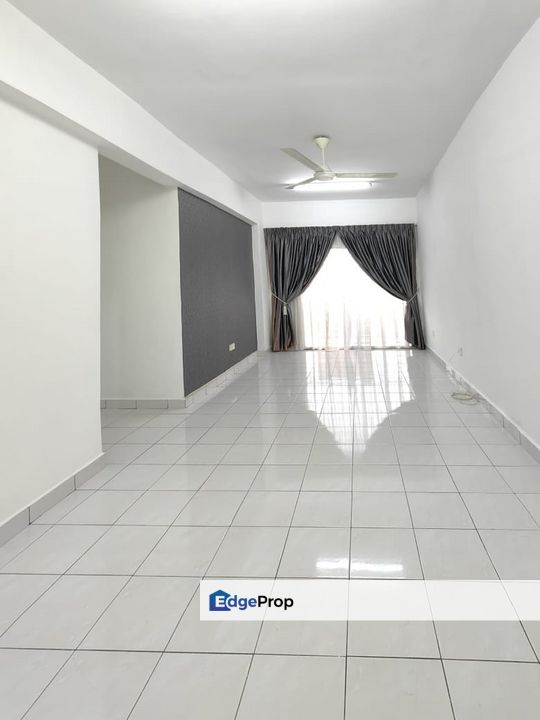 Mas Kipark Damansara @ Kepong End Unit Low Density Well Maintain Clean Unit For Sale, Selangor, Kepong