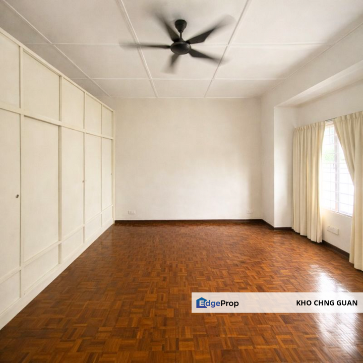 Taman Bukit Emas Seri Kembangan 2 Sty Freehold Fully Extended Renovated For Sale, Selangor, Kajang