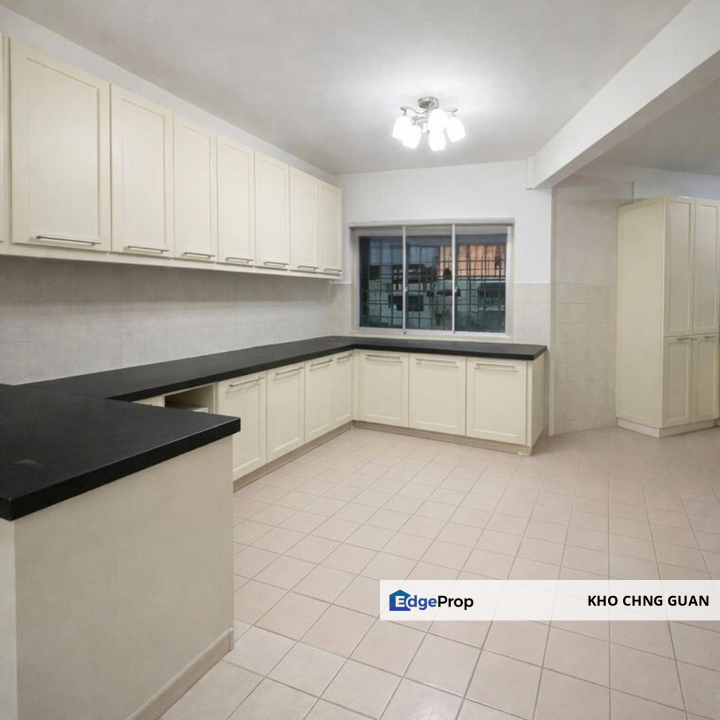 Taman Bukit Emas Seri Kembangan 2 Sty Freehold Fully Extended Renovated For Sale, Selangor, Kajang
