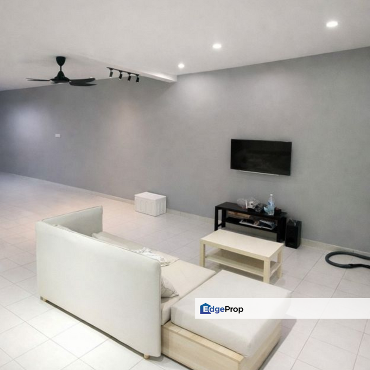 The Palm Bandar Hillpark Puncak Alam 2 Sty Kitchen Cabinet, Cook and Hood Gated and Guarded For Rent, Selangor, Bandar Puncak Alam