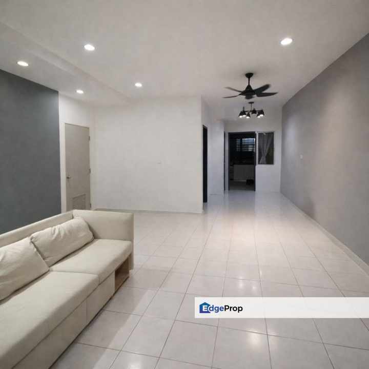 The Palm Bandar Hillpark Puncak Alam 2 Sty Kitchen Cabinet, Cook and Hood Gated and Guarded For Rent, Selangor, Bandar Puncak Alam