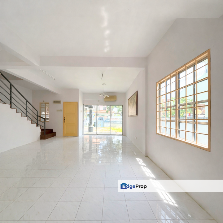 Puchong Utama N Lot Rare Double Storey Walk to School, Perfect Family Home in the Heart of Puchong!, Selangor, Puchong