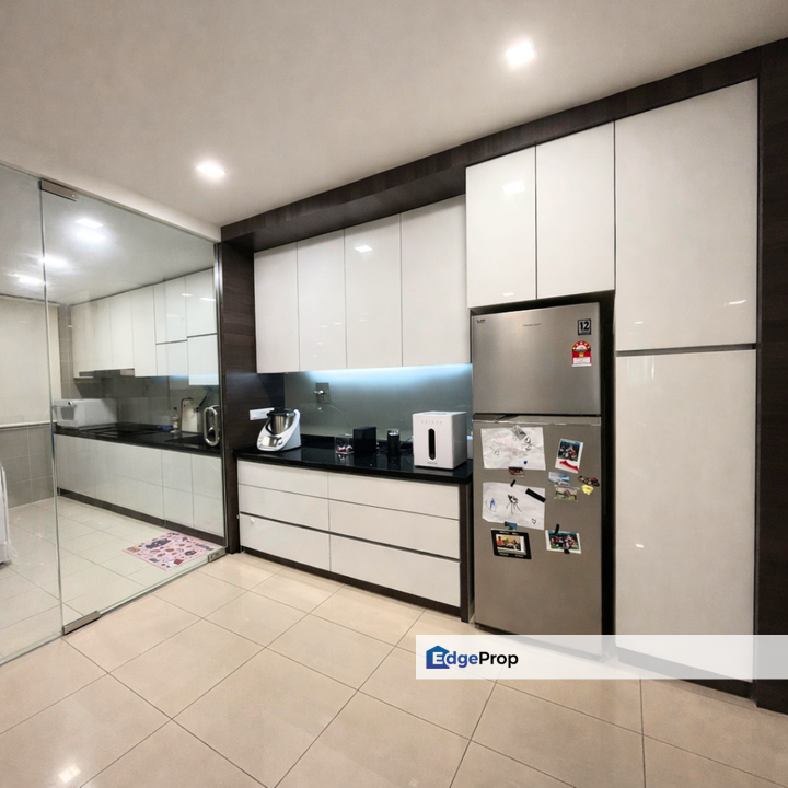 Aston Kiara 3 @ Mont Kiara Freehold Prime Lift Access 4R3B Fully Furnished Renovated For Sale, Kuala Lumpur, Mont Kiara