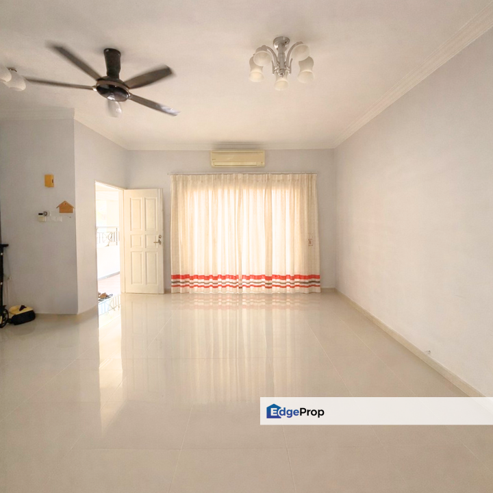 Taman Bukit Subang U16 Freehold 2 Sty 4R3B Hot Area Extended Renovated For Sale, Selangor, Shah Alam