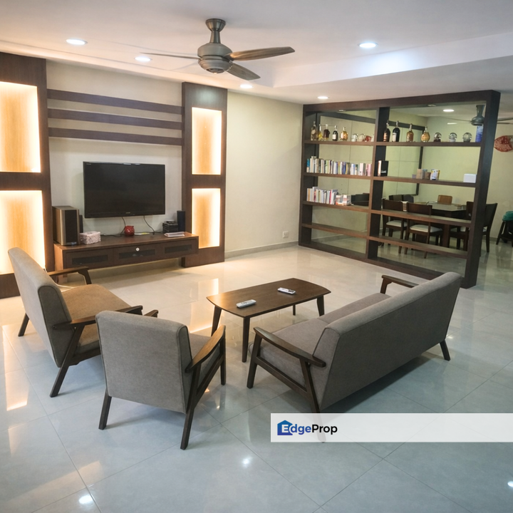 Kim Crest @ Puchong Hartamas 1 Freehold 2.5 Sty Designer Full Reno Jacuzzi Sauna For Sale, Selangor, Puchong