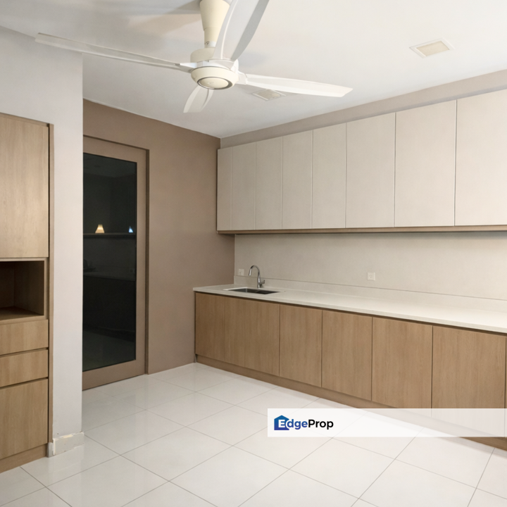 Taman Puchong Utama 2 Sty 22 x 75 Freehold 4Room Reno Extended Open Facing For Sale, Selangor, Puchong