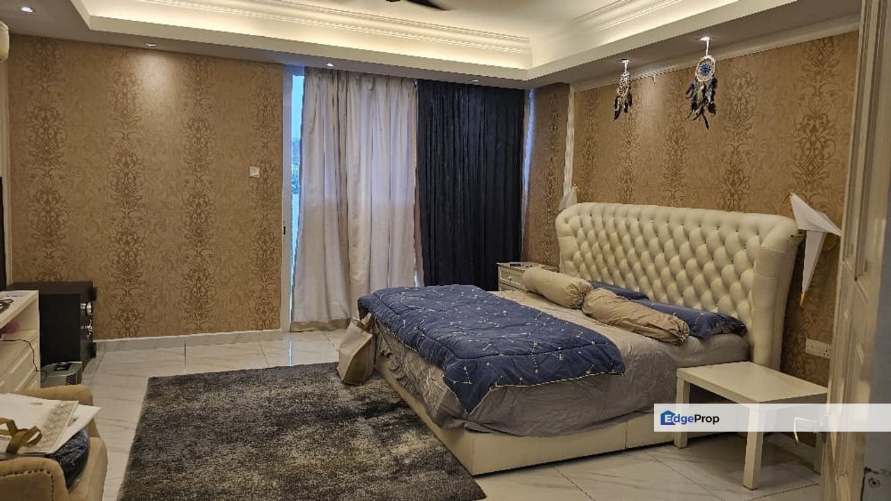 Taman Tasik Prima Puchong 3 Sty Semi D Non Bumi Fully Renovated Fully Furnished Lake View For Sale, Selangor, Puchong