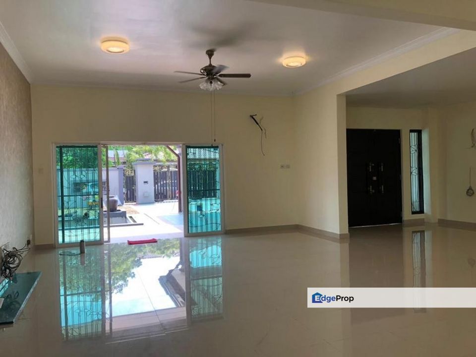 Bandar Puteri 9 Puchong 2.5 Sty Deluxe Semi D Freehold 8 Room 50x129 Extra Land For Sale, Selangor, Bandar Puteri Puchong