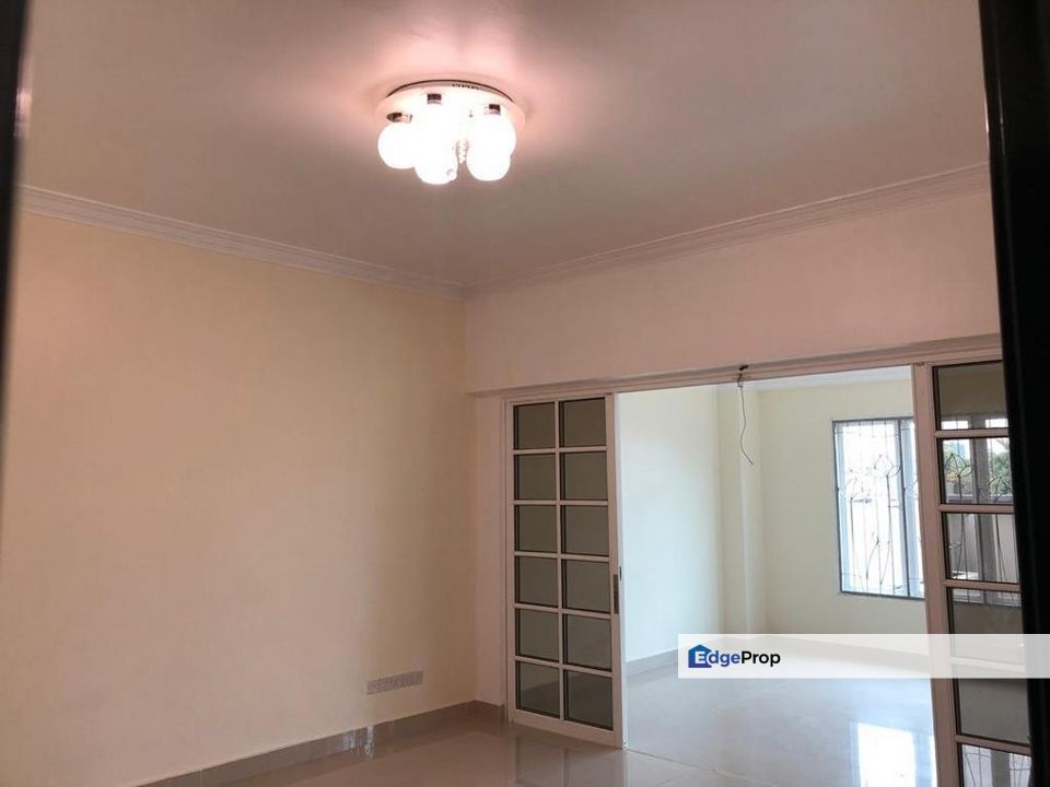 Bandar Puteri 9 Puchong 2.5 Sty Deluxe Semi D Freehold 8 Room 50x129 Extra Land For Sale, Selangor, Bandar Puteri Puchong