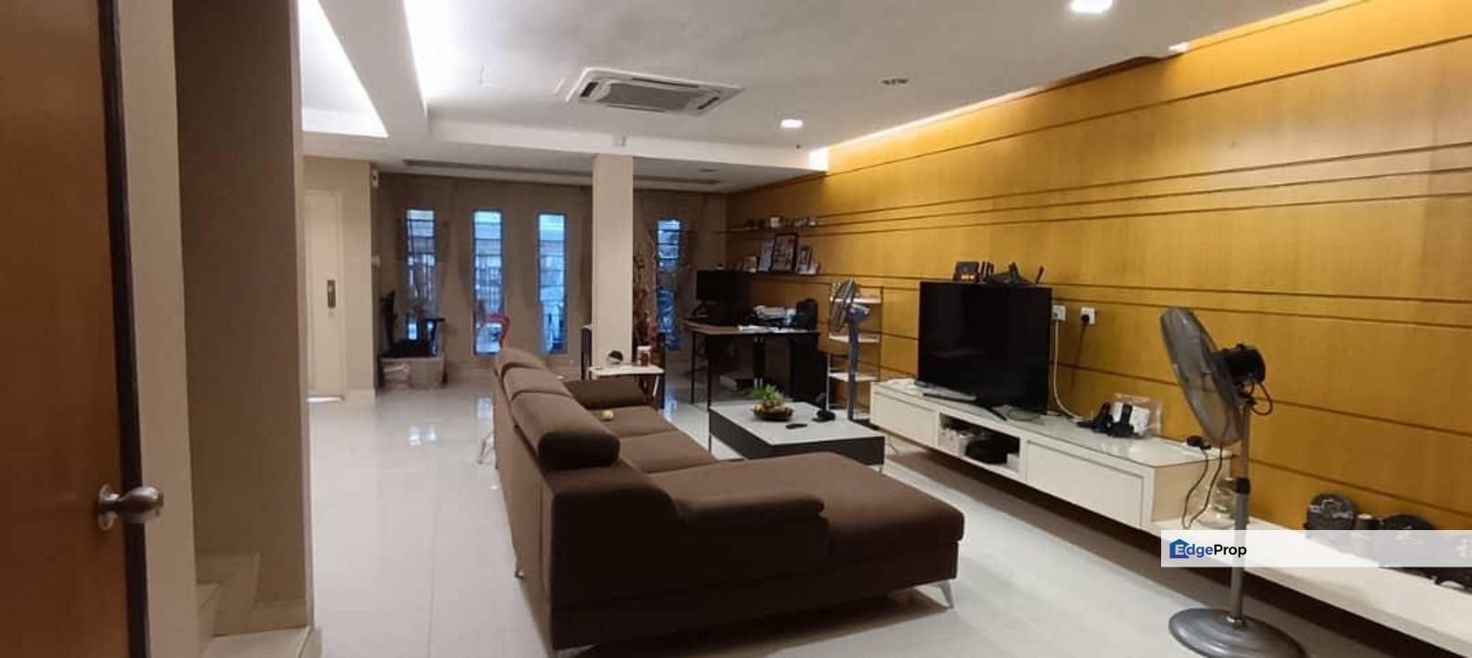 PP5 Taman Putra Prima Puchong 2 Sty 20x80 Freehold Fully Renovated Extended Kitchen Cabinet For Sale, Selangor, Puchong