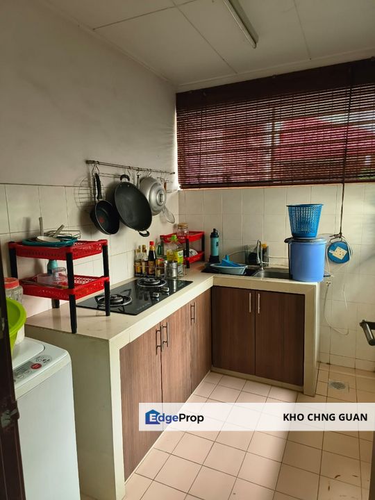 Taman Puchong Tekali 2 Sty Freehold 4R3B Kitchen Cabinet Well Maintained Unit For Sale, Selangor, Puchong