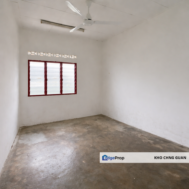 Taman Serdang Utama Seri Kembangan Freehold Bungalow With Spacious Land 4724Sqft, Selangor, Seri Kembangan