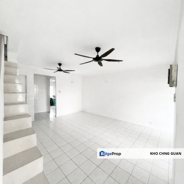 𝐏𝐮𝐜𝐡𝐨𝐧𝐠 𝐔𝐭𝐚𝐦𝐚 Puchong 𝟒 𝐑𝐨𝐨𝐦 𝐅𝐚𝐜𝐢𝐧𝐠 𝐆𝐫𝐞𝐞𝐧 𝐕𝐢𝐞𝐰 𝐀𝐦𝐩𝐥𝐞 𝐏𝐚𝐫𝐤𝐢𝐧𝐠 𝐒𝐩𝐚𝐜𝐞, Selangor, Puchong