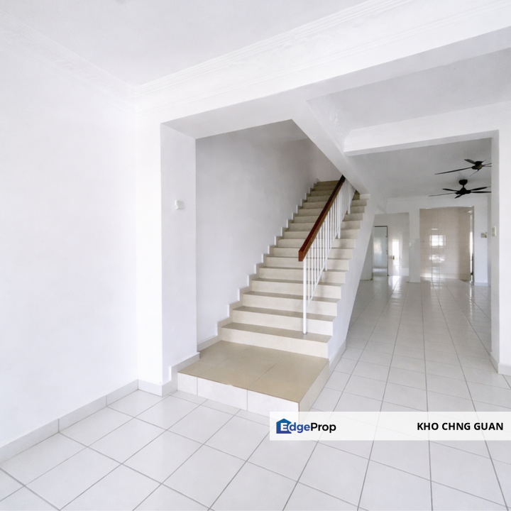 𝐏𝐮𝐜𝐡𝐨𝐧𝐠 𝐔𝐭𝐚𝐦𝐚 Puchong 𝟒 𝐑𝐨𝐨𝐦 𝐅𝐚𝐜𝐢𝐧𝐠 𝐆𝐫𝐞𝐞𝐧 𝐕𝐢𝐞𝐰 𝐀𝐦𝐩𝐥𝐞 𝐏𝐚𝐫𝐤𝐢𝐧𝐠 𝐒𝐩𝐚𝐜𝐞, Selangor, Puchong