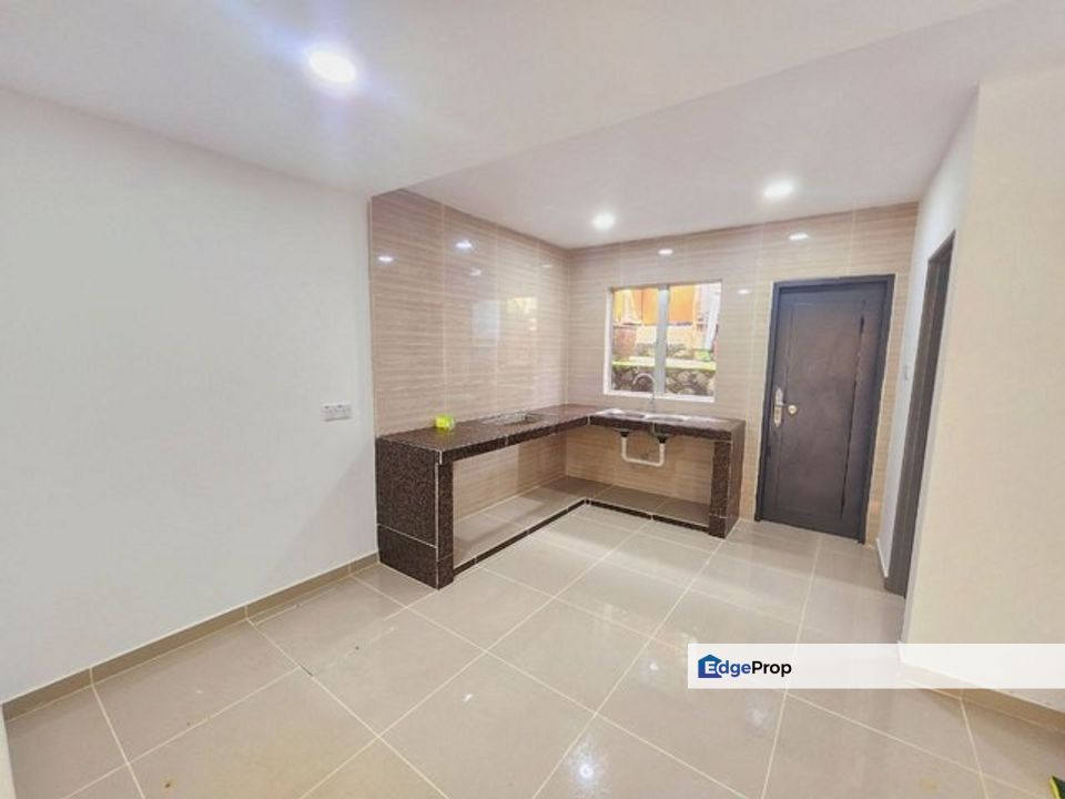 Taman Sungai Jelok Kajang For Sale FULLY RENOVATED MOVE IN CONDITION, Selangor, Kajang