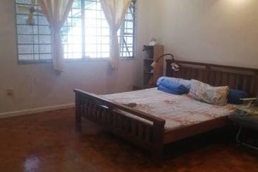 Taman OUG KL For Sale FREEHOLD RENOVATED AMPLE PARKING SPACE