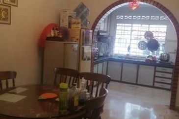 Taman OUG KL For Sale FREEHOLD RENOVATED AMPLE PARKING SPACE