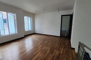 Villa Heights @ Equine Park