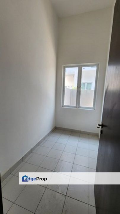 Villa Heights @ Equine Park For Sale vVilla Height Phase 1 Limited Unit, Selangor, Seri Kembangan