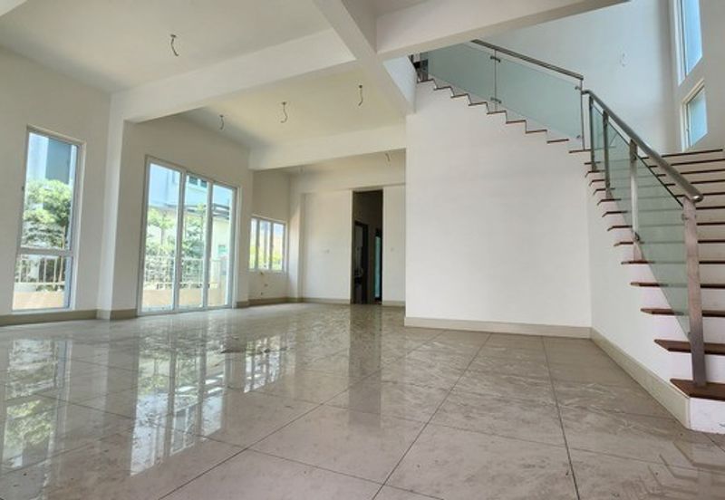 Villa Heights @ Equine Park