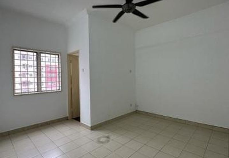 Taman Medan Jaya Apartment Petaling Jaya