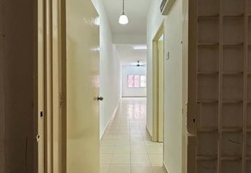 Taman Medan Jaya Apartment Petaling Jaya