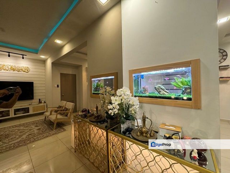 Elegan Townhouse, Taman Putra Perdana For Sale Puchong WELL MAINTAINED UNIT KITCHEN CABINET, Selangor, Puchong