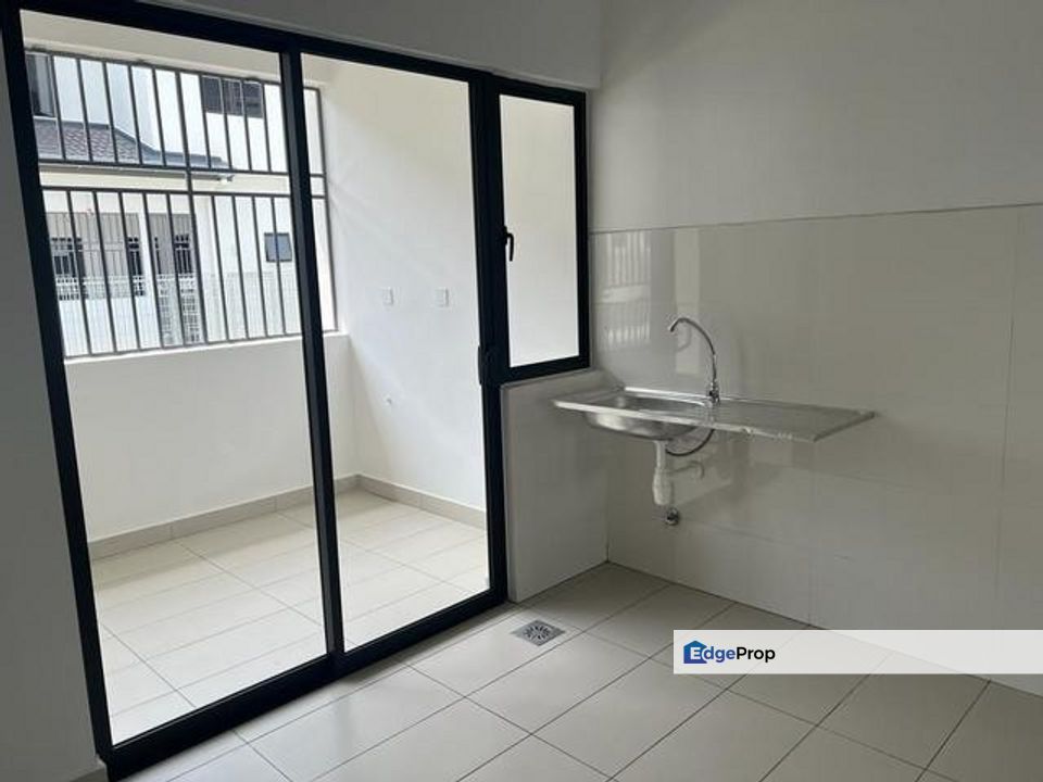 LYRA by Sime Darby For Sale Bukit Raja FREEHOLD BEAUTIFUL UNIT, Selangor, Bandar Bukit Raja