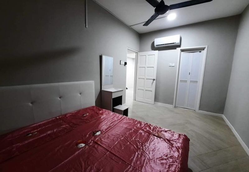 Vista Pinggiran, Taman Pinggiran Putra