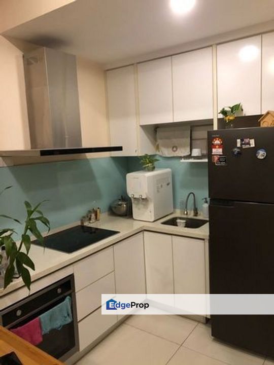 Zeva Residence Equine Park For Sale Fully Furnished Fully Renovated 2 C/Park, Selangor, Seri Kembangan