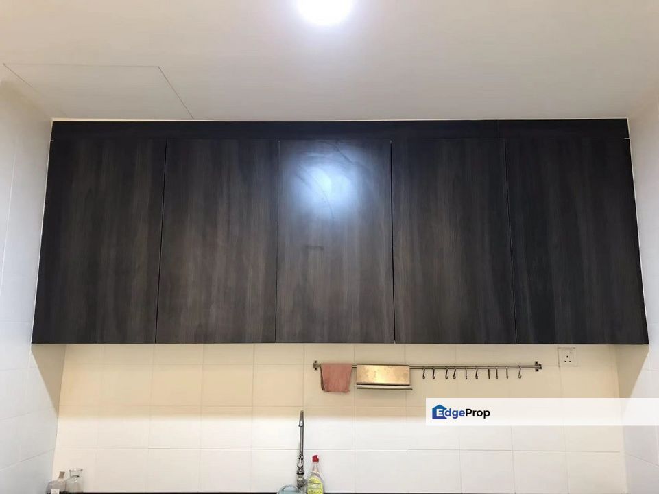 𝐍𝐎𝐍 𝐁𝐔𝐌𝐈 𝐑𝐞𝐧𝐨𝐯𝐚𝐭𝐞𝐝 𝐊𝐢𝐭𝐜𝐡𝐞𝐧 𝐂𝐚𝐛𝐢𝐧𝐞𝐭 𝐂𝐨𝐫𝐧𝐞𝐫 𝐔𝐧𝐢𝐭 𝐁𝐒𝐏𝟐𝟏 𝐅𝐨𝐫 𝐒𝐚𝐥𝐞, Selangor, Jenjarom