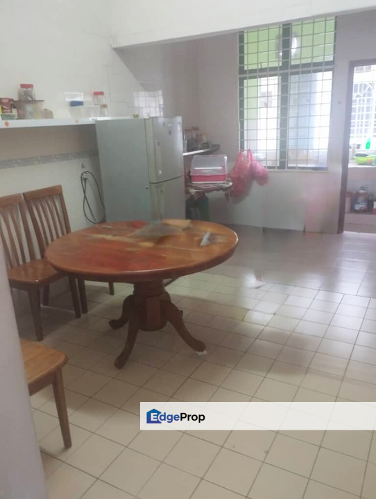 𝐅𝐑𝐄𝐄𝐇𝐎𝐋𝐃 𝟒 𝐑𝐨𝐨𝐦 𝐖𝐚𝐥𝐤 𝐃𝐢𝐬𝐭𝐚𝐧𝐜𝐞 𝐓𝐨 𝐋𝐑𝐓 𝐏𝐮𝐜𝐡𝐨𝐧𝐠 𝐏𝐫𝐢𝐦𝐚 𝐅𝐨𝐫 𝐒𝐚𝐥𝐞, Selangor, Puchong