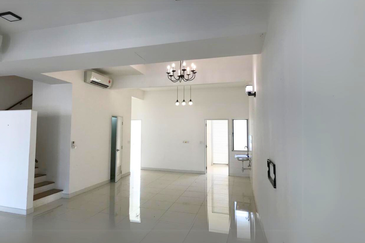 Parkfield Residences, Tropicana Heights