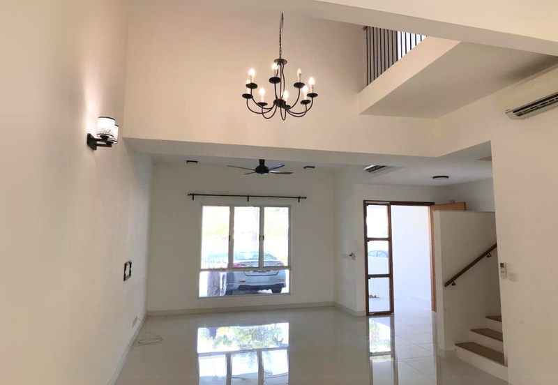 Parkfield Residences, Tropicana Heights