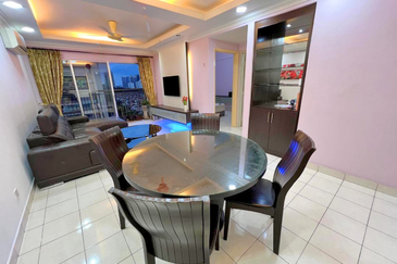 Avelon Tower @ Plaza Medan Putra