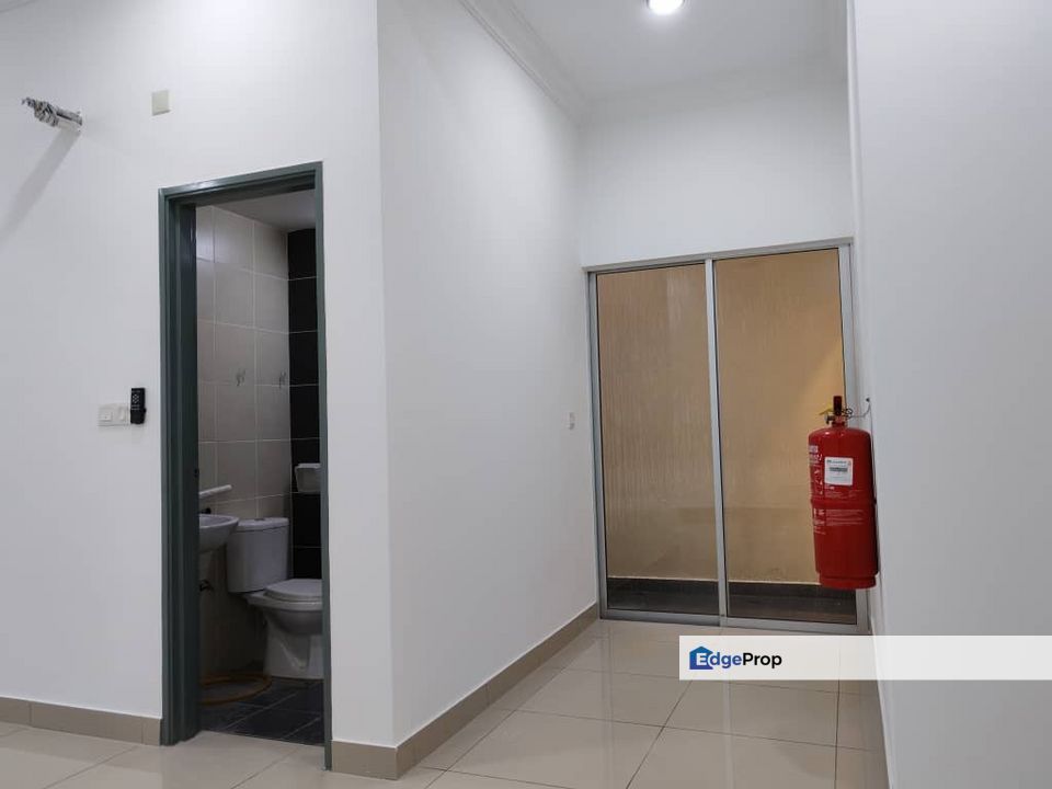 [GROUND FLOOR] Simfoni Perdana Puncak Alam Newly Renovated 4 Room, Selangor, Bandar Puncak Alam