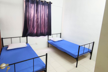 Vista Pinggiran, Taman Pinggiran Putra