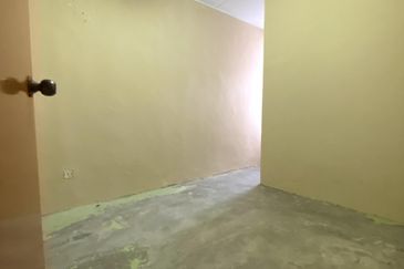 Jalan Taman Perindustrian Puchong 1/8