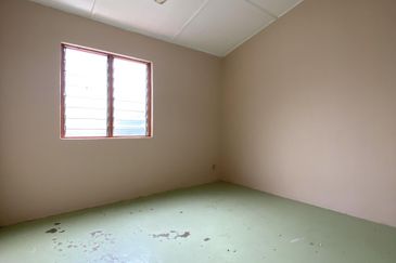 Jalan Taman Perindustrian Puchong 1/8