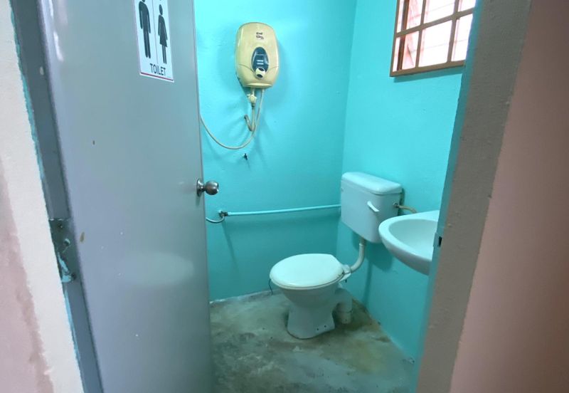 Jalan Taman Perindustrian Puchong 1/8