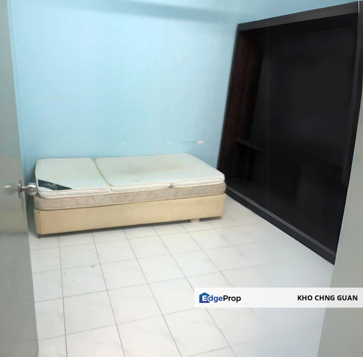 Bandar Seri Ehsan Sepang [NEAR KLIA] Facing Open Ample Parking Space, Selangor, Banting