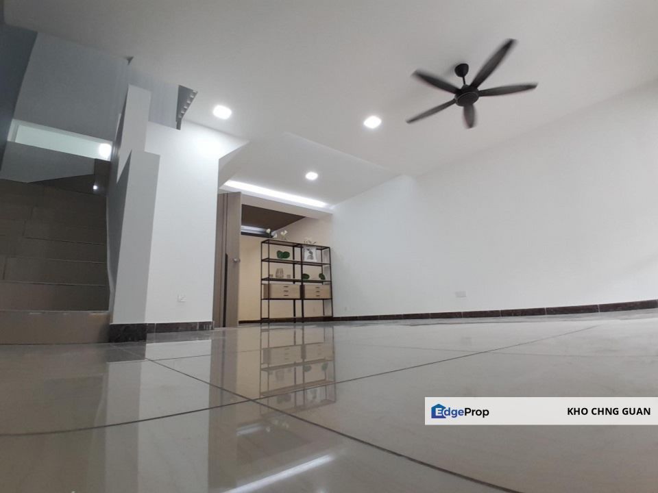 Taman Bukit Permai Kajang [NEWLY RENOVATED] with ID Design Freehold 2 Sty 4 Room, Selangor, Kajang