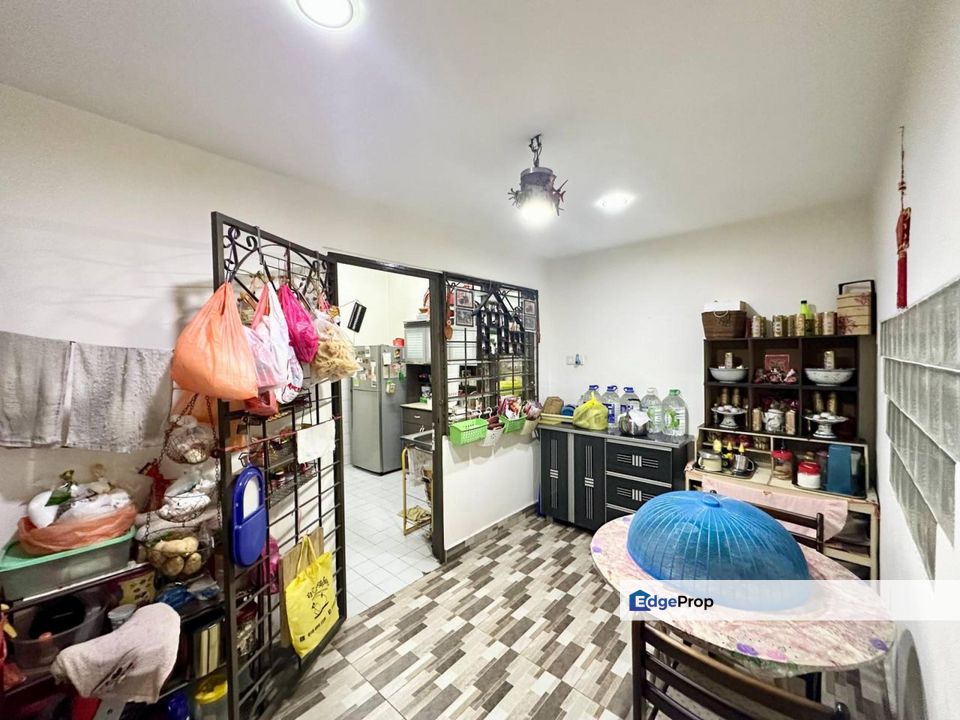 Bandar Puchong Jaya Freehold [EXTENDED KITCHEN] Well Kept Unit, Selangor, Puchong
