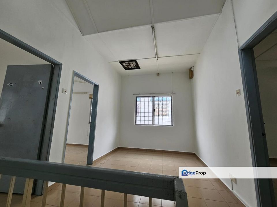 Bandar Puchong Jaya 2 Sty Ample Parking Space [ENDLOT] , Selangor, Puchong