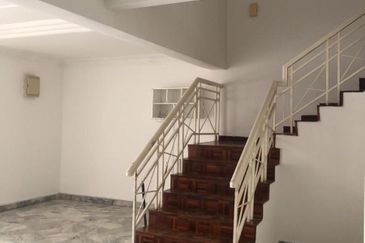 Bandar Tun Hussein Onn