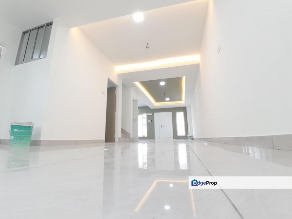 Taman Bukit Mewah Kajang [NEWLY RENOVATED]  Freehold 2 Sty 4 Room For Sale, Selangor, Kajang